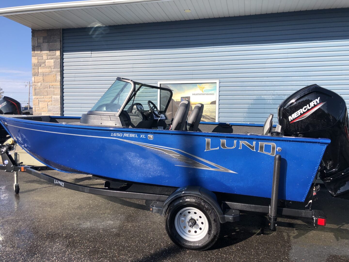 2023 Lund 1650 Rebel XL Sport w/90HP, Deluxe Trailer Boaters Choice